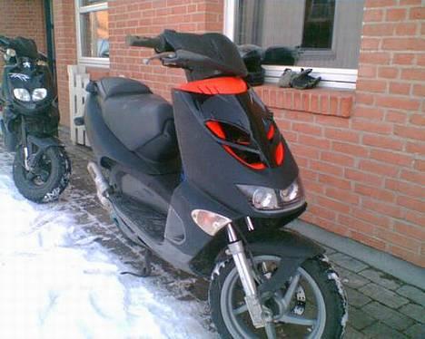 Aprilia SR50 ( STJÅLET )  :( - fronten billede 3