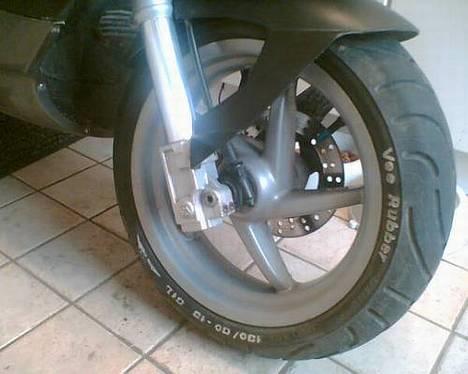 Aprilia SR50 ( STJÅLET )  :( - mine fælge billede 4