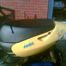 Aprilia sonic^Til Salg^