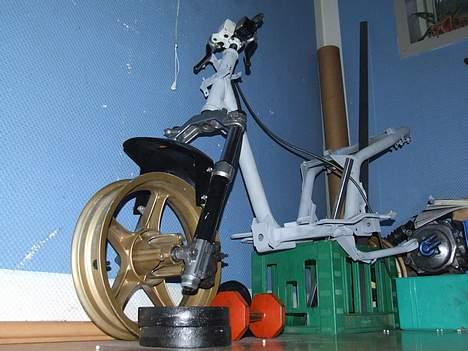 Yamaha Slider-dd-lc/R1 Speedy billede 2