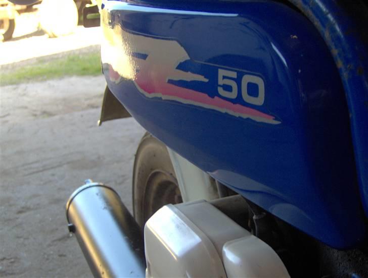 Suzuki FZ 50 (SOLGT) billede 2