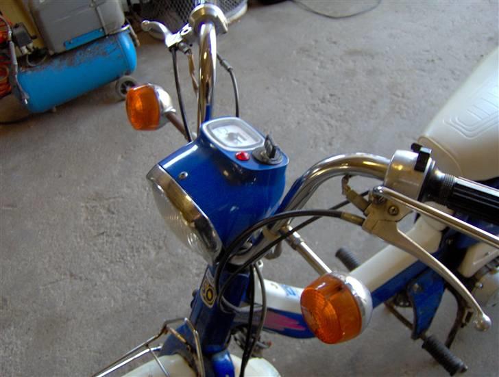 Suzuki FZ 50 (SOLGT) billede 3