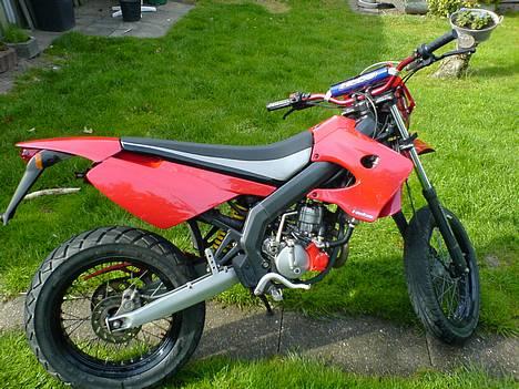 Derbi senda X-treme solgt billede 4