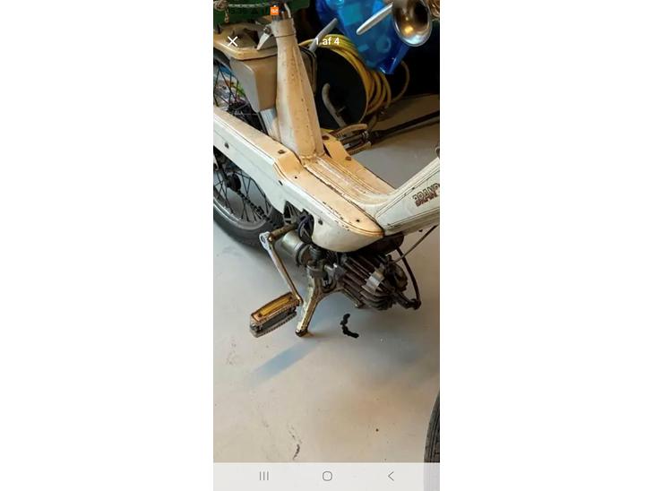 {{currentPhoto.altText}} billede {{currentPhoto.number}}