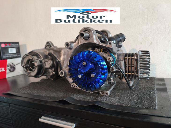 {{currentPhoto.altText}} billede {{currentPhoto.number}}