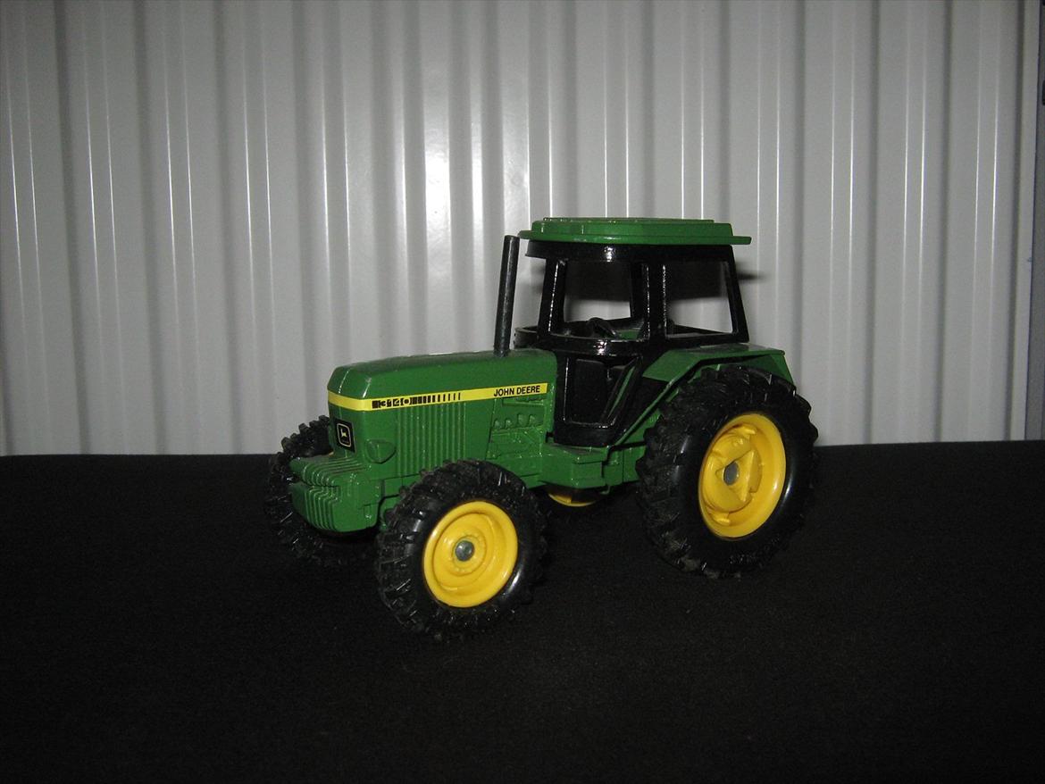 diverse modeltraktorer - ERTL john deere 3140 1:32 billede 32