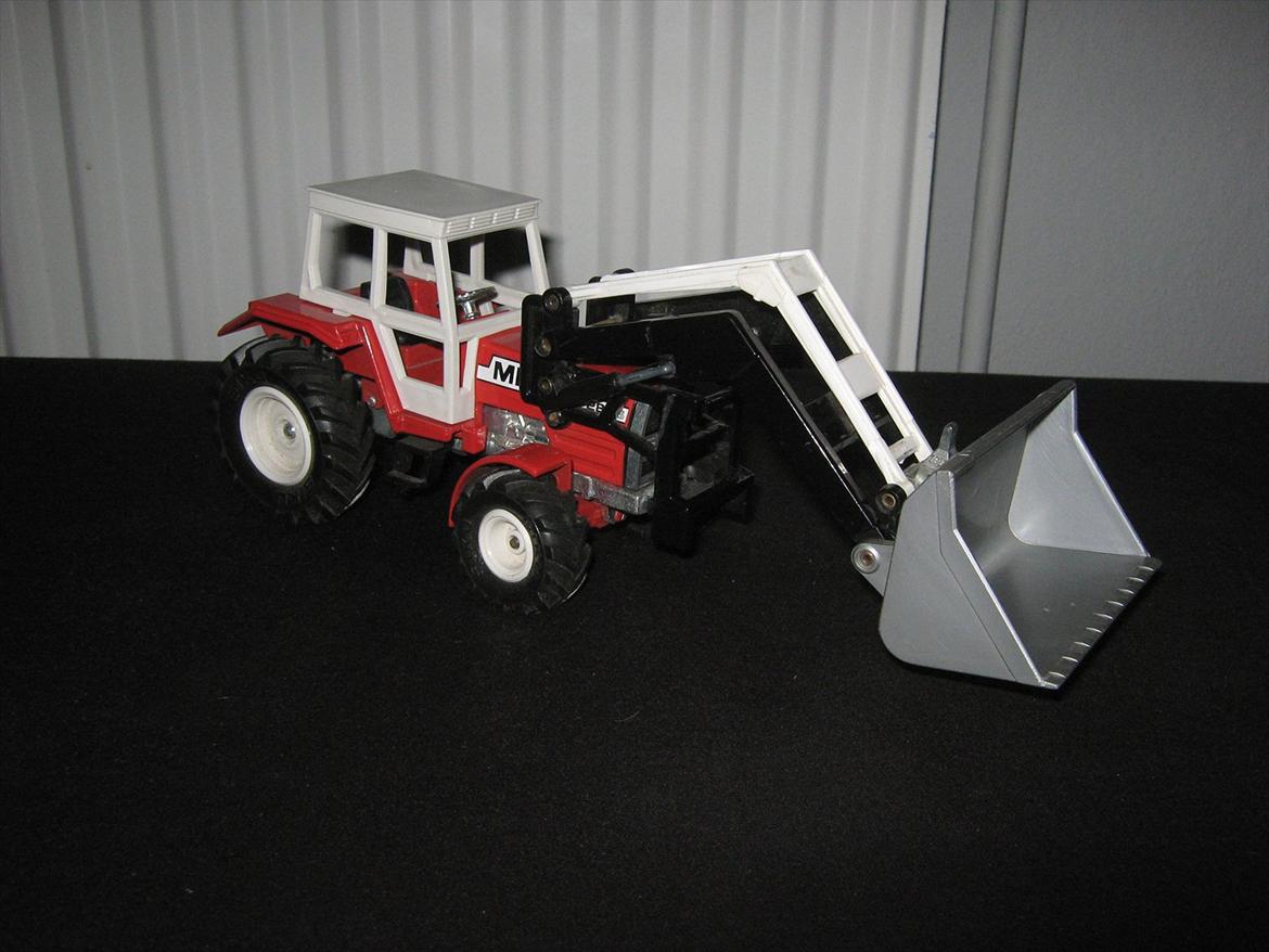 massey ferguson modeltraktorer og redskaber - 20. siku mf 284S med frontskovl billede 38