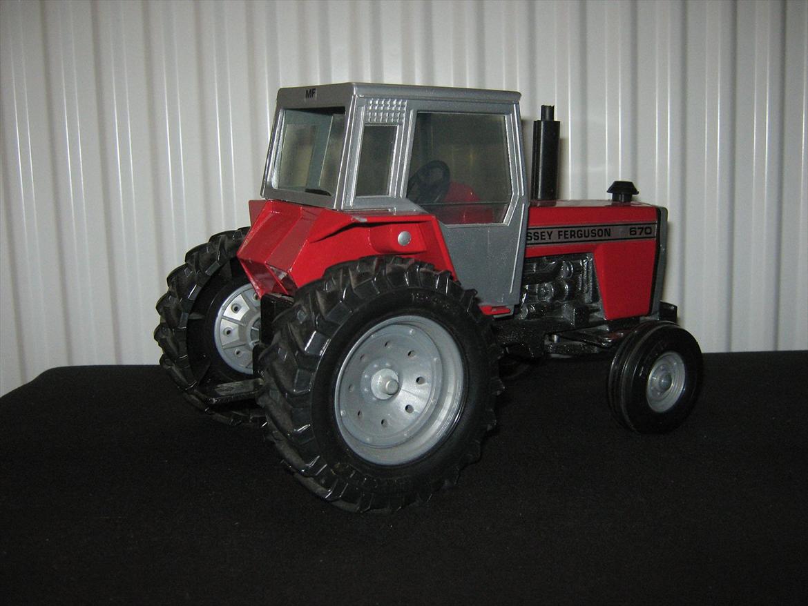 massey ferguson modeltraktorer og redskaber - 22. billede 43