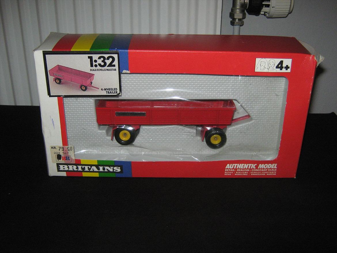 massey ferguson modeltraktorer og redskaber - 23. britains mf 4-wheeled trailer (1988-?) billede 44