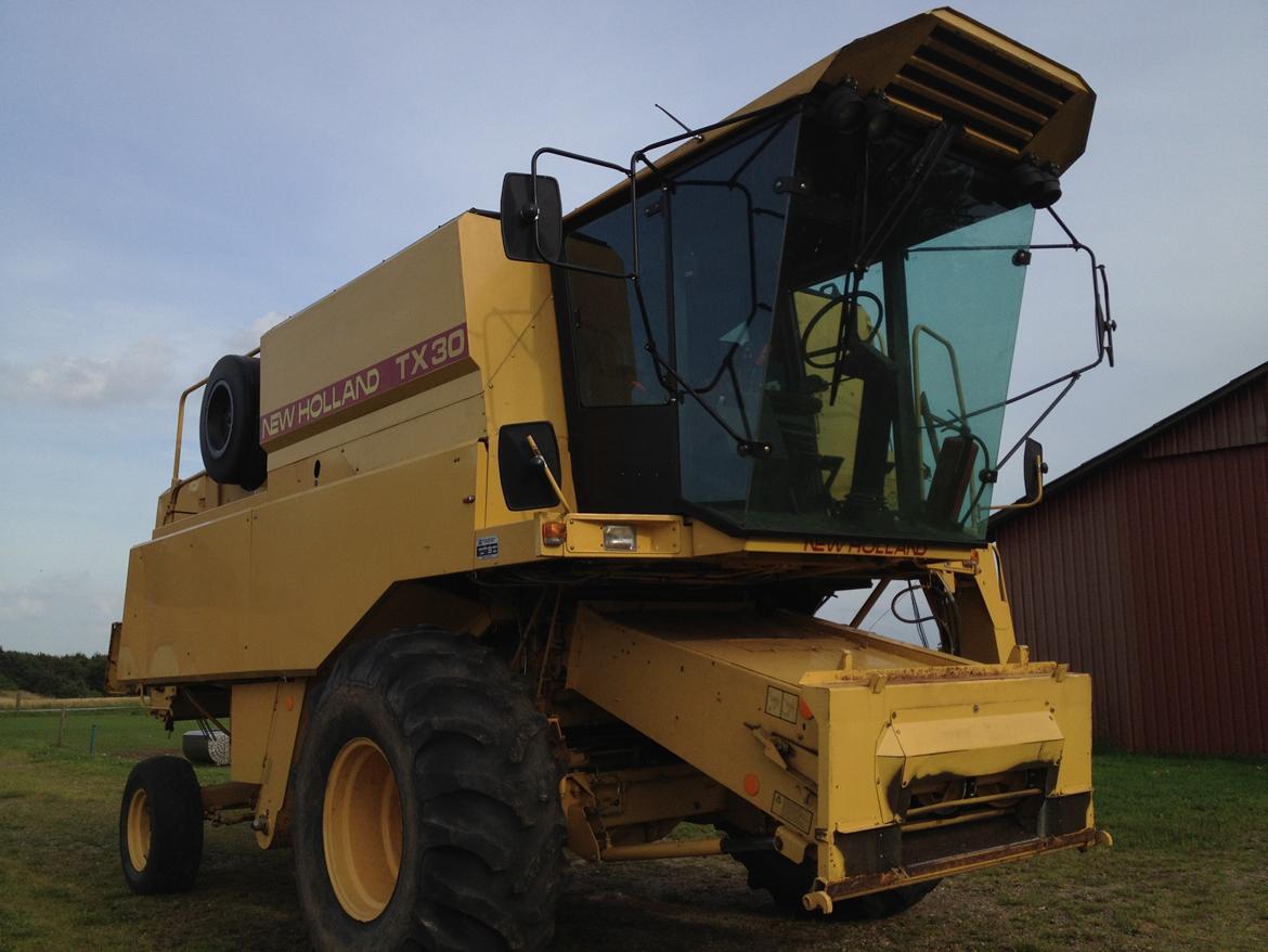 New Holland TX 30 - New Holland TX 30 billede 1