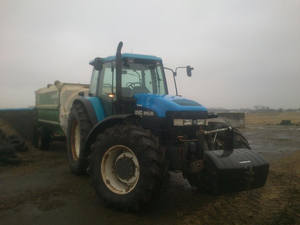 New Holland 8560- Låne Traktor.  billede 1