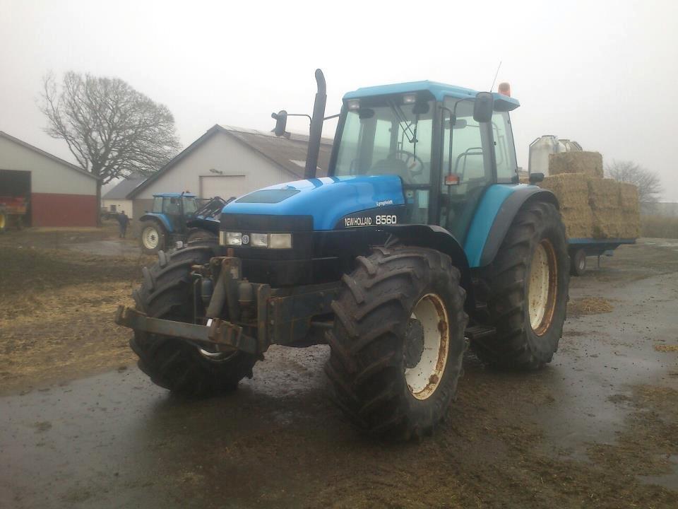 New Holland 8560- Låne Traktor.  - Lige kommet hjem, og T6030 er blevet hentet.  billede 5