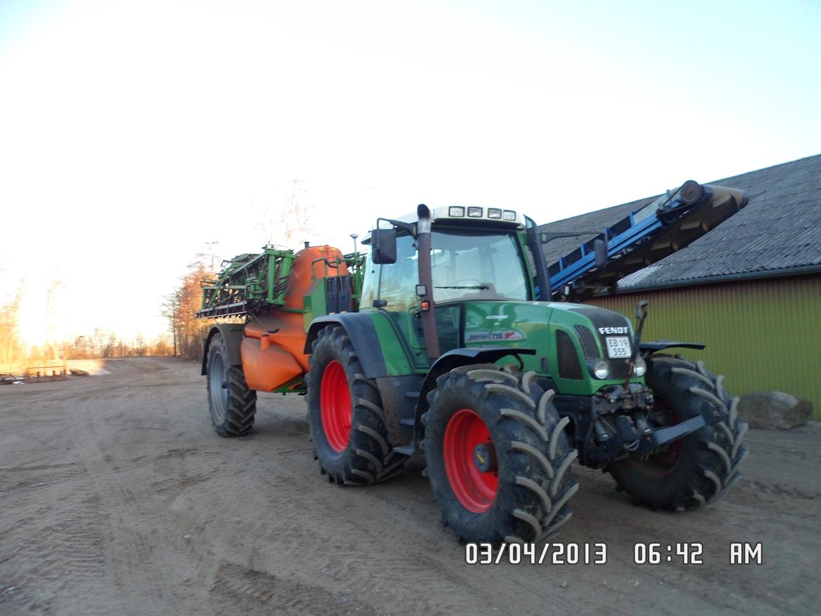 Vestergård - 
Fendt 716 Vario med Amazone Ux 5200 36 m sprøjte.:)
 billede 34