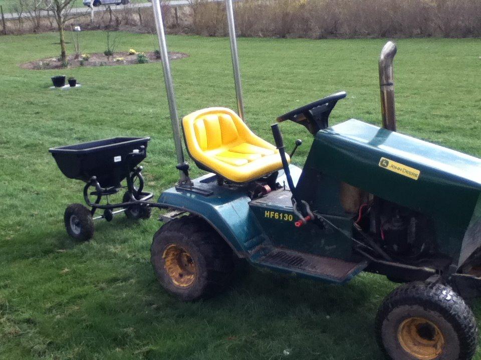 Havetraktor - Spreder gødning med Yardman og Stiga billede 10