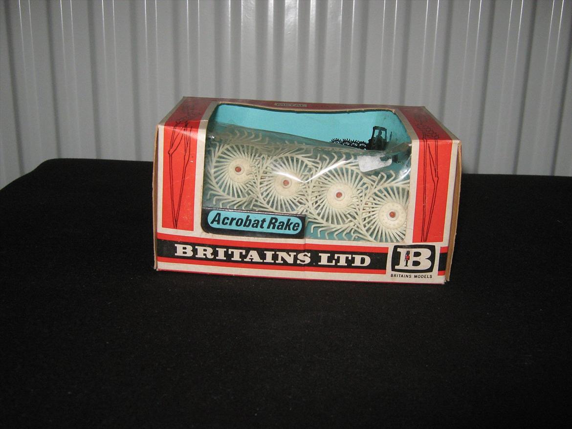 modeltraktor redskaber - britains acrobat rake billede 17