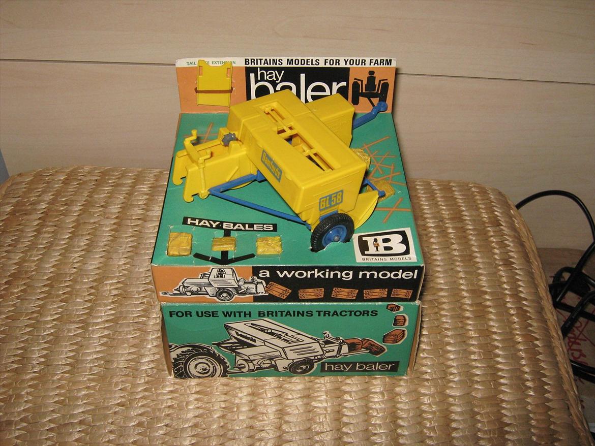 modeltraktor redskaber - britains hay baler bamfords bl58 (1967-1976) billede 30