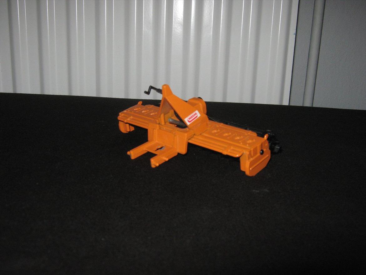 modeltraktor redskaber - britains mascho powered harrow powerfarm (1988-1991) billede 40