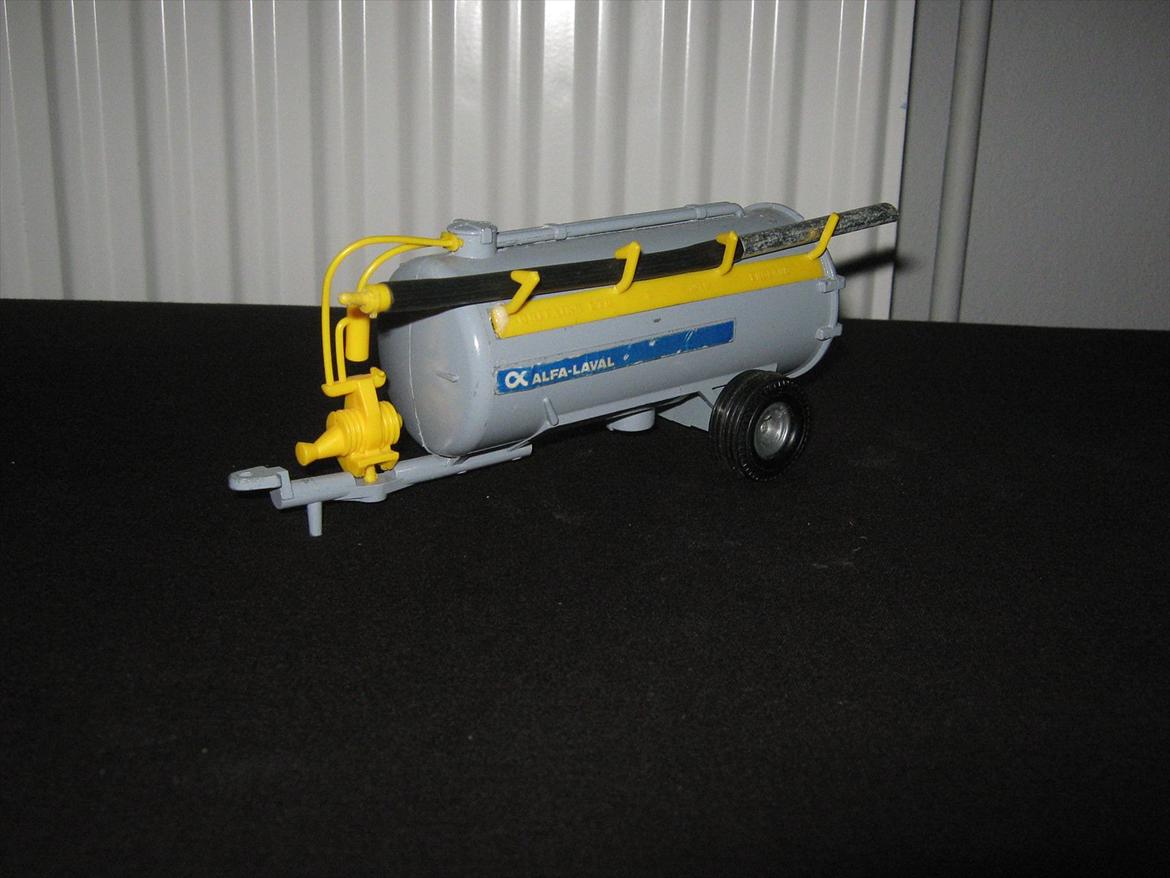 modeltraktor redskaber - britains alfa - laval vacuum tanker (1979-1984) billede 78