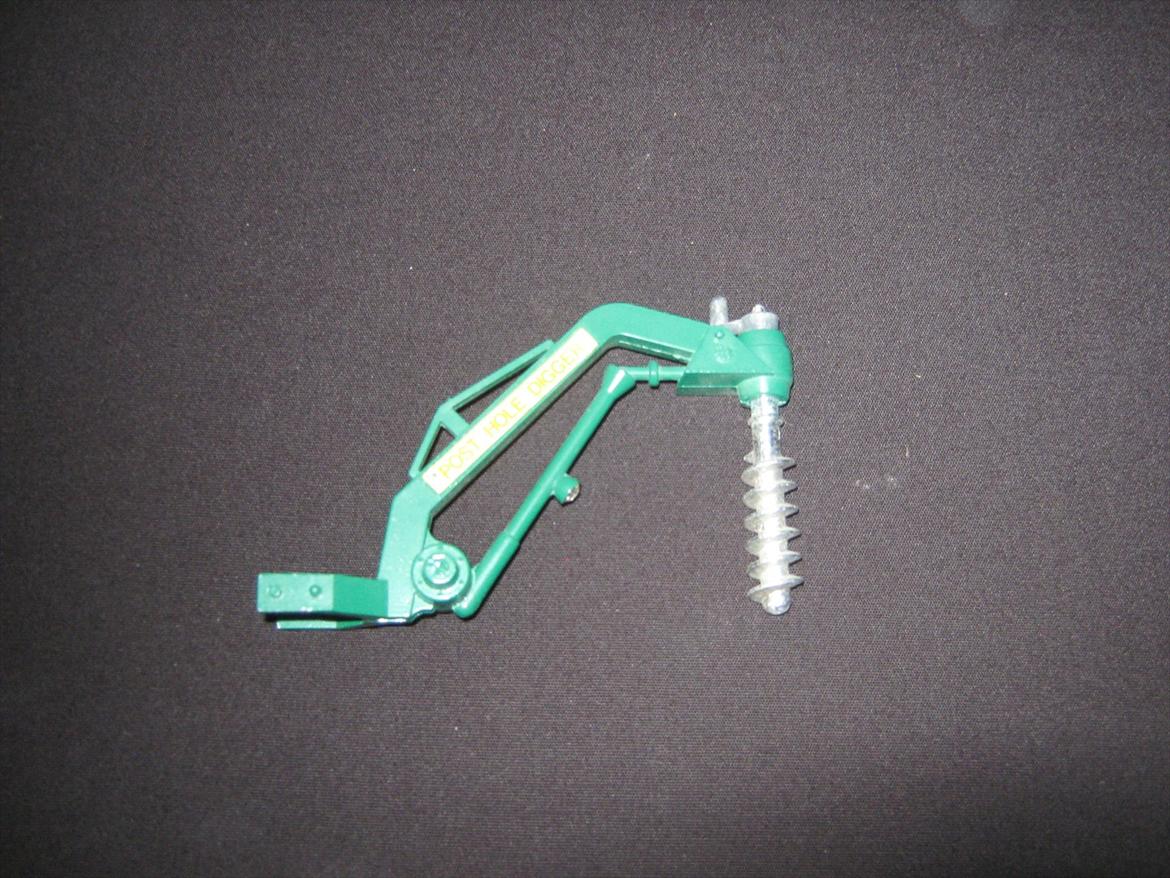 modeltraktor redskaber - britains post hole digger (1976-1988) billede 85