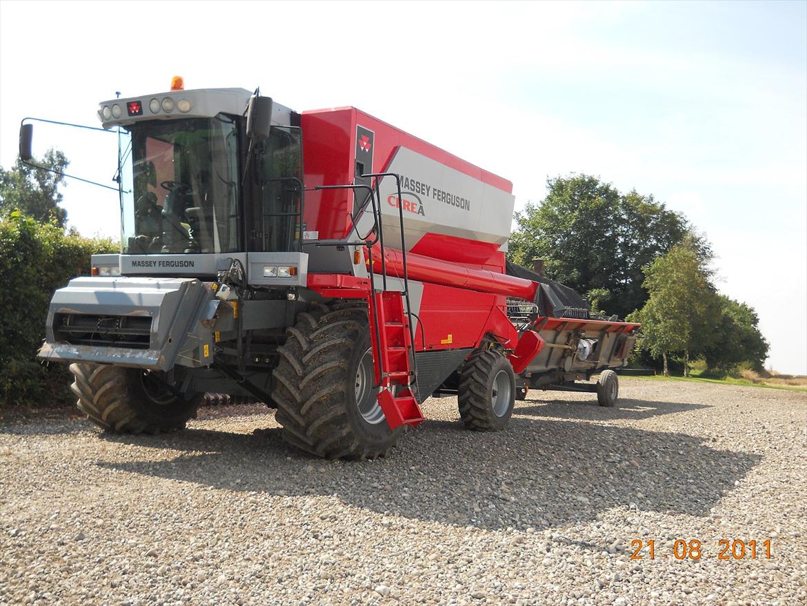 MF power - tærskeren MF 7278 med 25 fods PF bord  billede 16