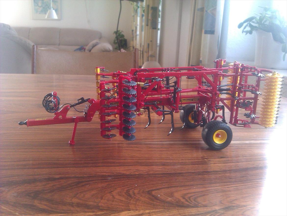  model traktor 1:32 billede 4