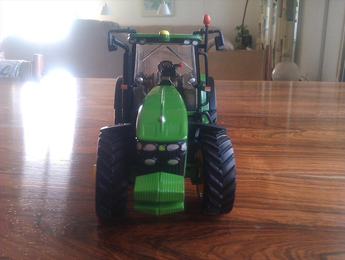  model traktor 1:32 billede 7