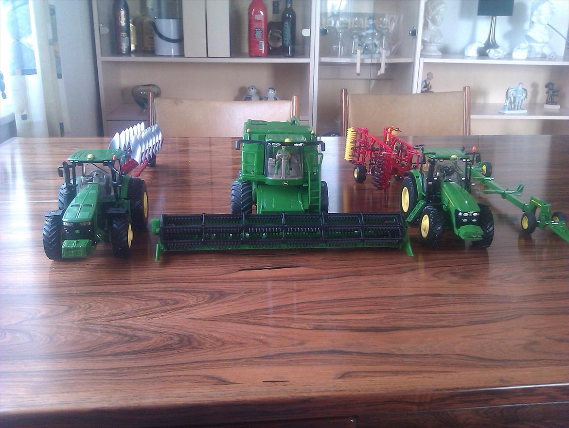  model traktor 1:32 billede 23