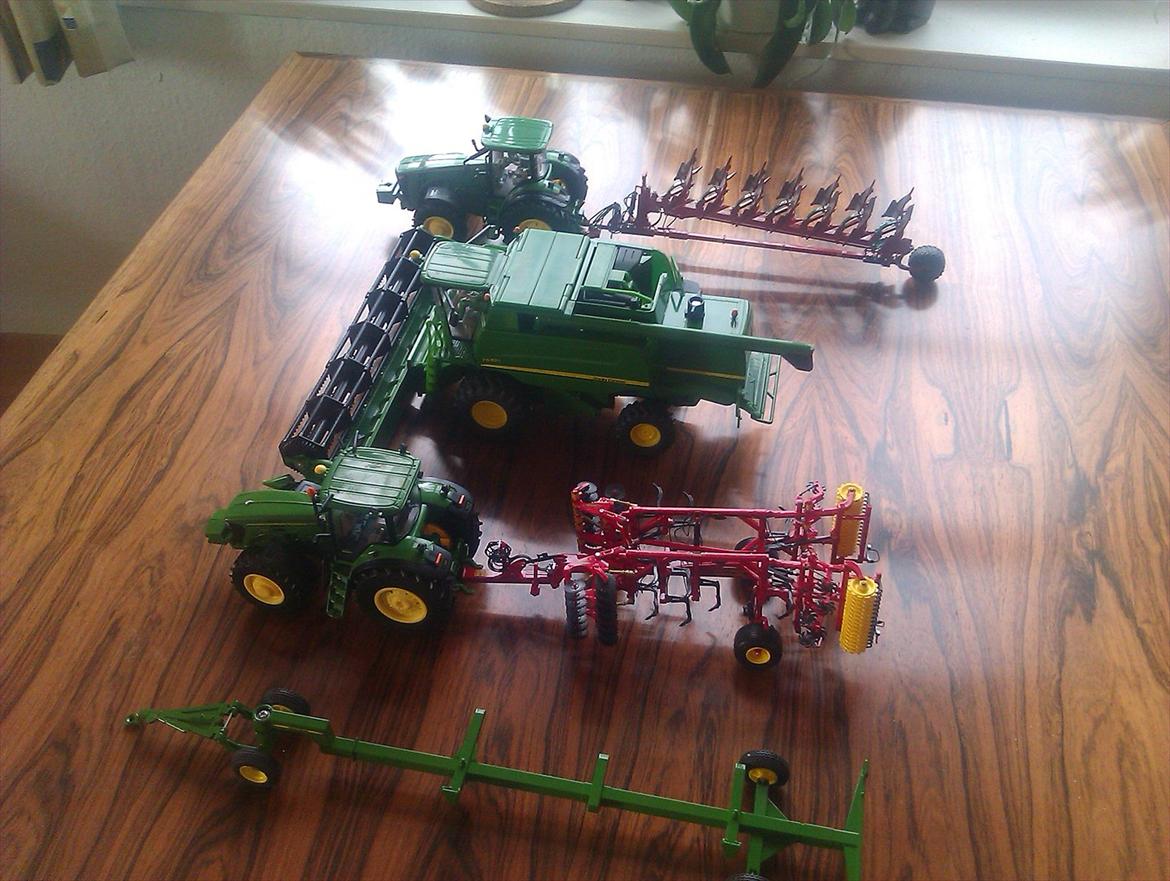  model traktor 1:32 billede 24