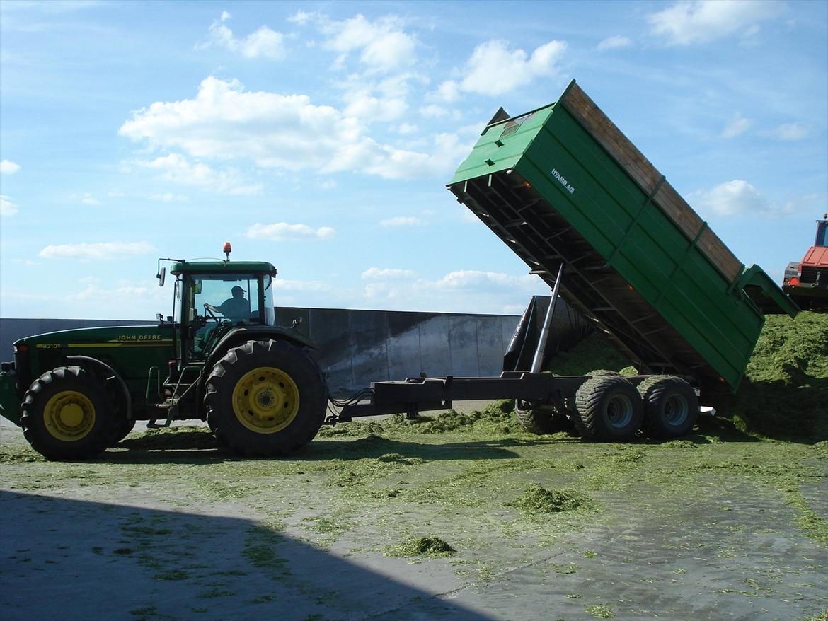 John Deere traktorer - 1. slæt græs. 2008 billede 17