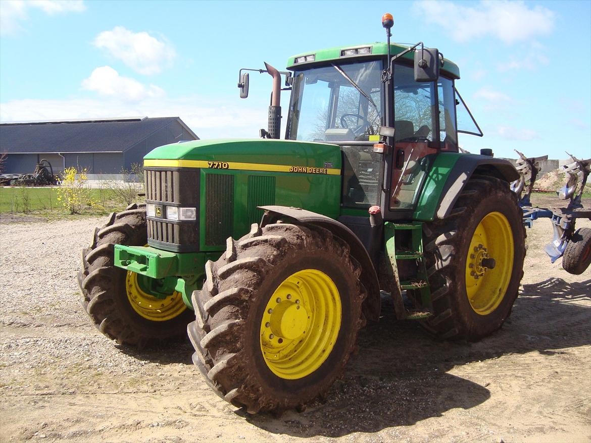 John Deere traktorer - Pløjning. Forår 2011 billede 22