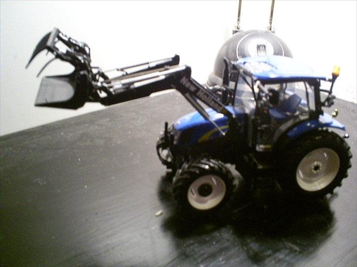 1/32 Modeltraktor billede 3
