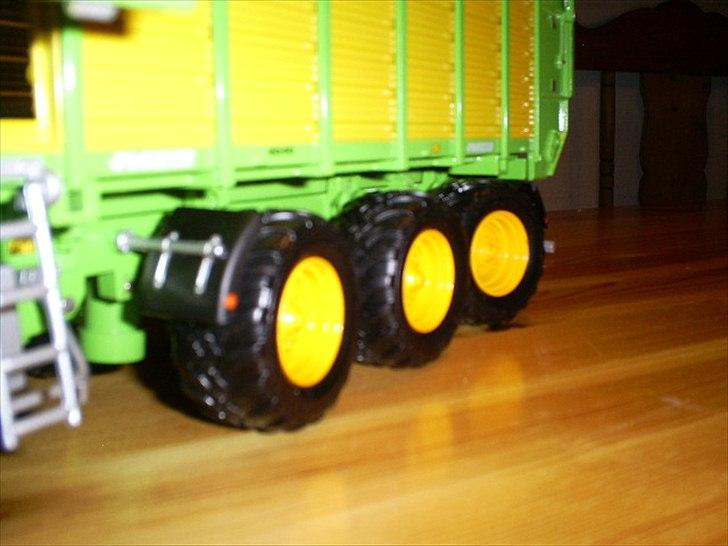 1/32 Modeltraktor billede 7