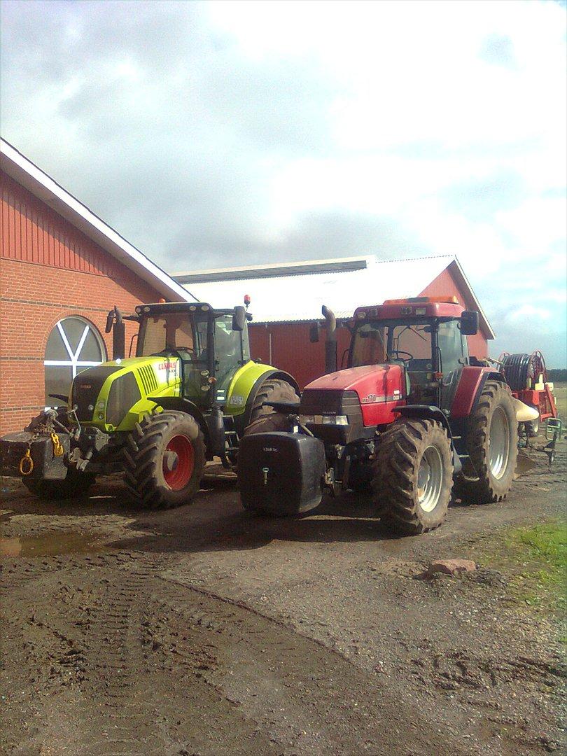 Arbejdet på Østerbygård. - Claas Axion 810 med 5 furet plov sammen med mx 170 og 5 furet plov (lejet) billede 9