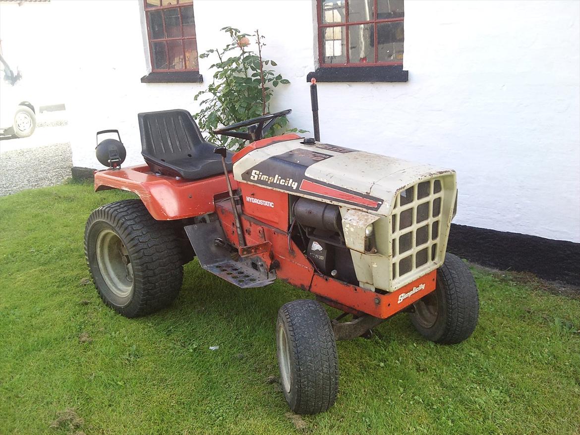 Mine maskiner. Simplicity Havetraktor, Yamaha Quad / Atv. - Et godt billede af Simplicity´en billede 1