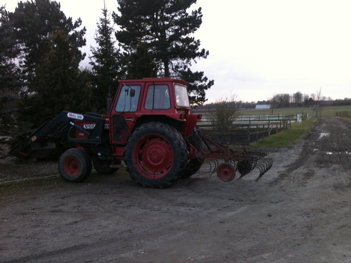 Volvo BM 500 - Dag 1 på farmen, var jeg næsten ikke til at flå ud af Volvo'en, den er bare herlig at arbejde med . billede 7