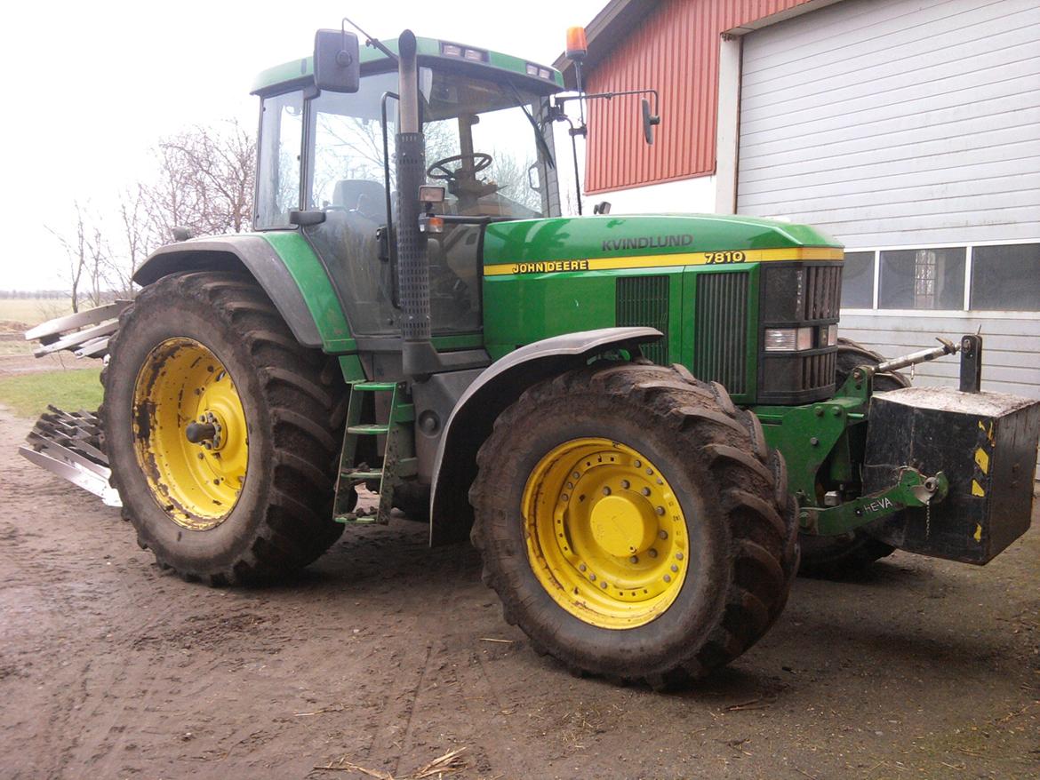 John Deere traktorer - Overkill til en 4-furet, men det er nu lækkert når traktoren dykker til 12-1400 rpm med ploven i jorden billede 50