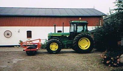 Gamle billeder fra Kvindlund - ''Ny'' traktor og ny frontpakker billede 5