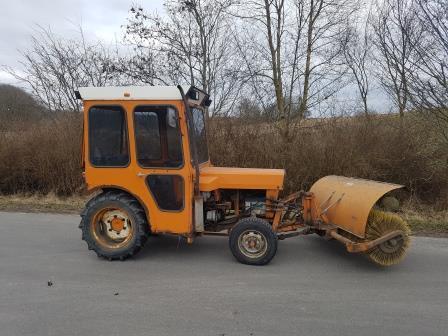 schanzlin gigant 4000 med kost,sneplov og klipper