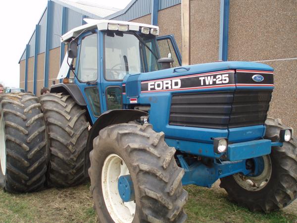 Ford tw 25