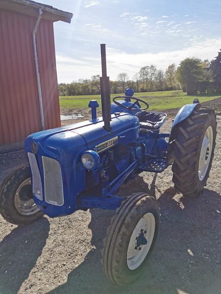 Fordson dexta