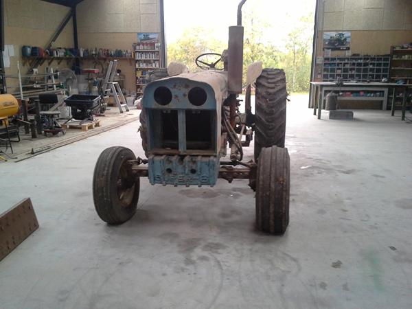 Hydraulik på Fordson driller