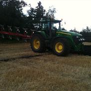 John Deere 7920