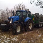 New Holland t8040