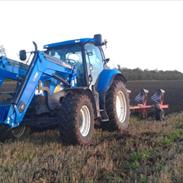 New Holland T 6050