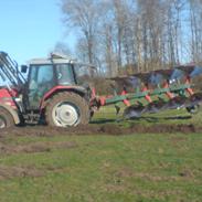 Massey Ferguson 6140