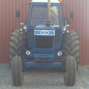 Ford 8210 