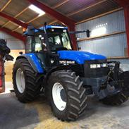 New Holland tm 150