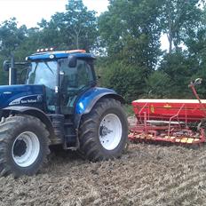 New Holland T7070 BLUE POWER