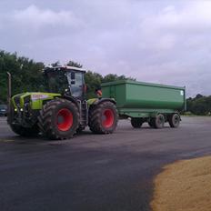 Claas Xerion 3800