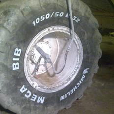Terra Gator 2505  fuldblods